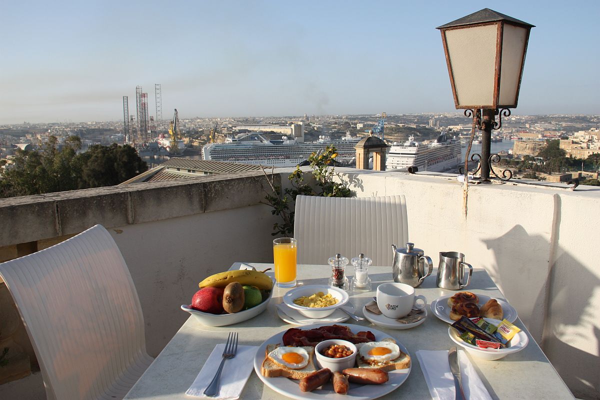 De Robertis restaurant Valletta Malta