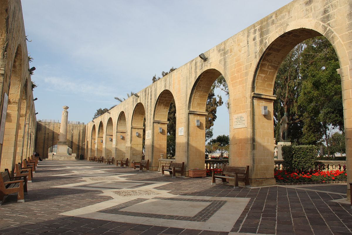 Upper Barakka Gardens with views of the Grand Harbour